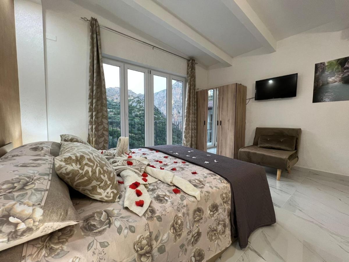 치비타 L'Oasi Del Raganello B&B 외부 사진